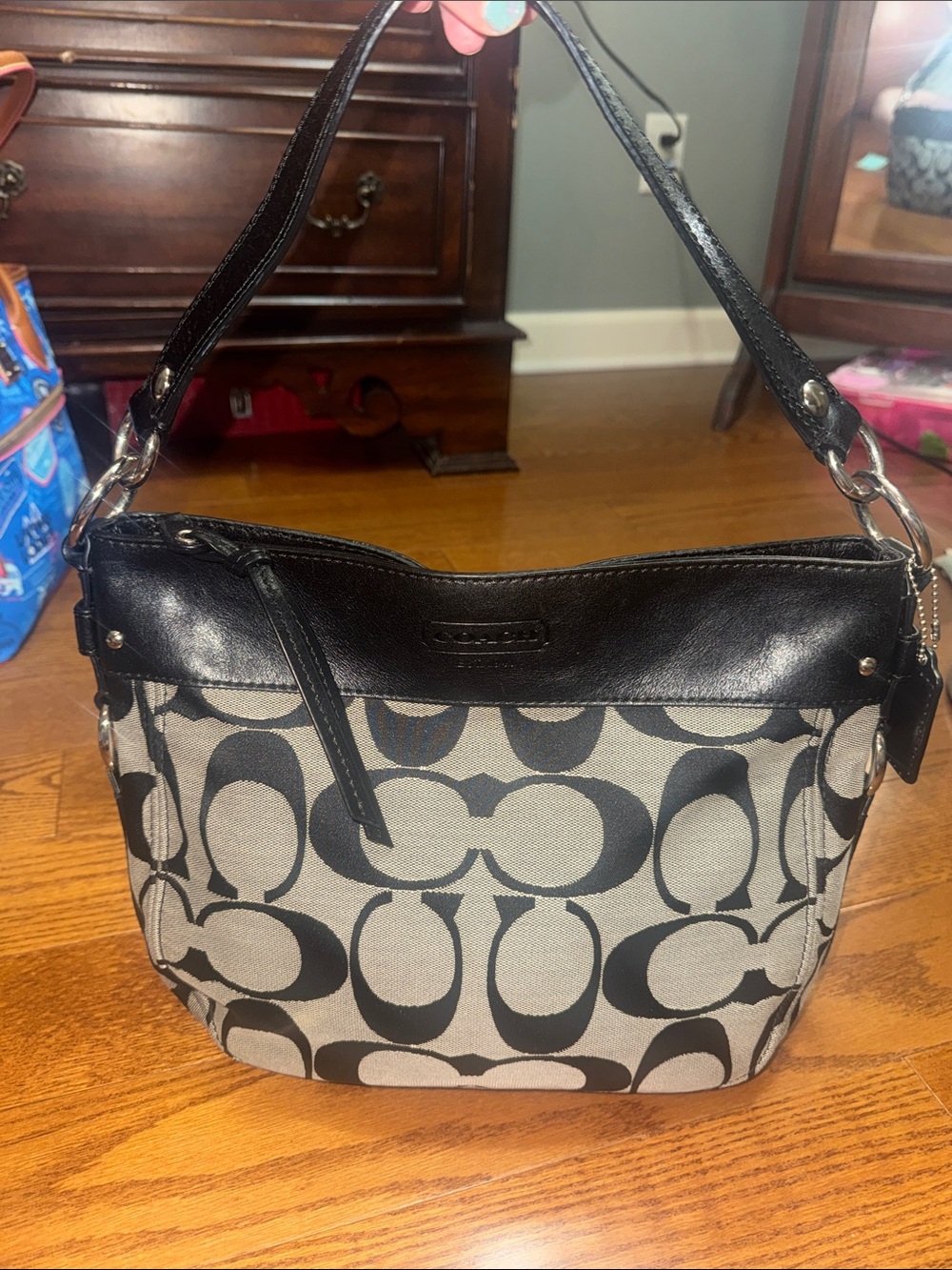 Coach Zoe Hobo Black Signature Canvas Shoulder Bag Vintage